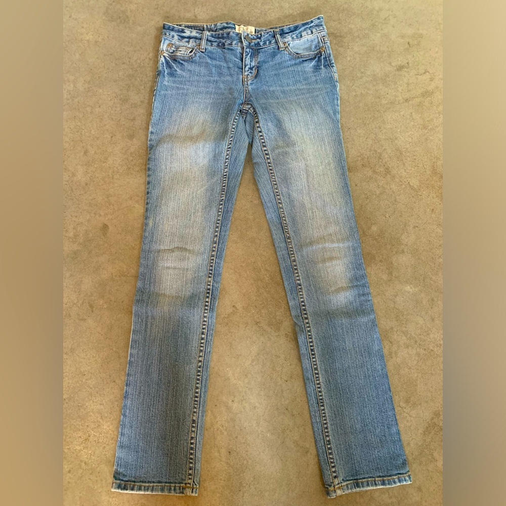 Aeropostale bayla skinny jeans.  Size 1/2.